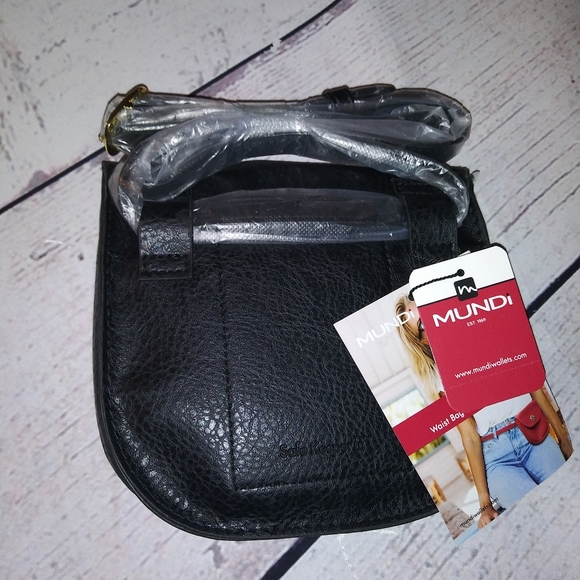 Black Waistbags - Picture 2 of 3